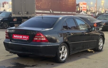 Mercedes-Benz C-Класс, 2003 год, 255 000 рублей, 4 фотография