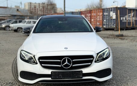 Mercedes-Benz E-Класс, 2016 год, 3 530 000 рублей, 4 фотография