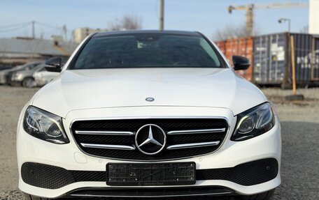 Mercedes-Benz E-Класс, 2016 год, 3 530 000 рублей, 9 фотография