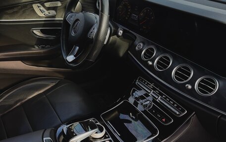 Mercedes-Benz E-Класс, 2016 год, 3 530 000 рублей, 14 фотография