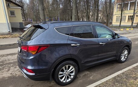 Hyundai Santa Fe III рестайлинг, 2016 год, 2 000 000 рублей, 2 фотография