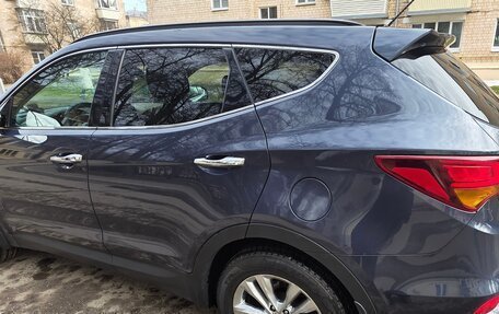 Hyundai Santa Fe III рестайлинг, 2016 год, 2 000 000 рублей, 3 фотография