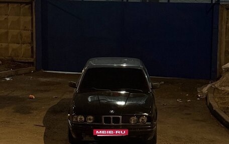 BMW 5 серия, 1989 год, 315 000 рублей, 7 фотография