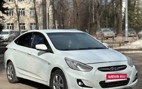 Hyundai Solaris II рестайлинг, 2013 год, 335 000 рублей, 5 фотография