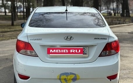 Hyundai Solaris II рестайлинг, 2013 год, 335 000 рублей, 3 фотография