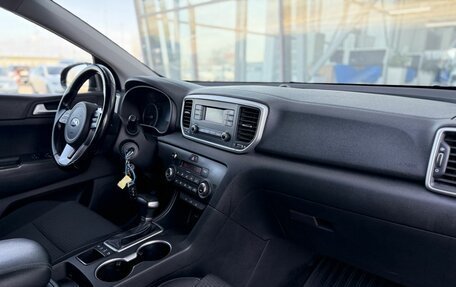 KIA Sportage IV рестайлинг, 2018 год, 2 357 000 рублей, 10 фотография