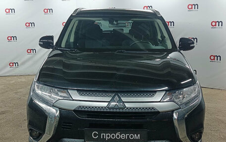 Mitsubishi Outlander III рестайлинг 3, 2018 год, 2 099 000 рублей, 2 фотография