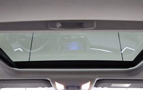 Toyota RAV4, 2022 год, 2 400 000 рублей, 17 фотография