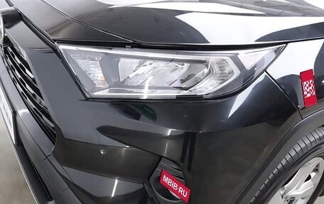 Toyota RAV4, 2022 год, 2 400 000 рублей, 5 фотография