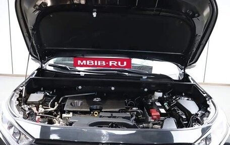 Toyota RAV4, 2022 год, 2 400 000 рублей, 30 фотография