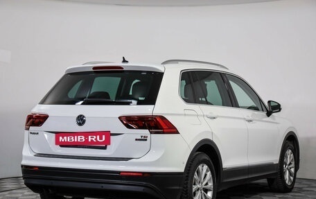 Volkswagen Tiguan II, 2017 год, 1 899 000 рублей, 5 фотография