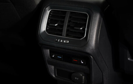 Volkswagen Tiguan II, 2017 год, 1 899 000 рублей, 18 фотография