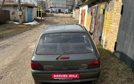 Renault Clio III, 1996 год, 75 000 рублей, 4 фотография