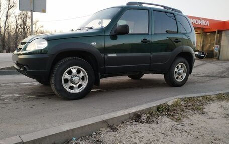Chevrolet Niva I рестайлинг, 2011 год, 560 000 рублей, 2 фотография