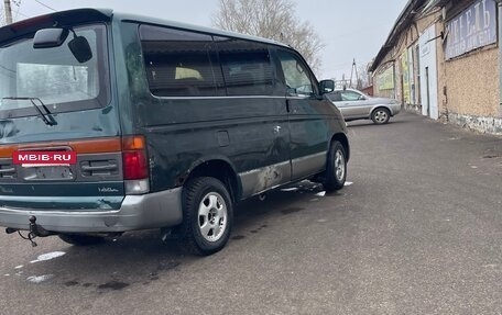 Mazda Bongo Friendee i рестайлинг, 1997 год, 315 000 рублей, 5 фотография