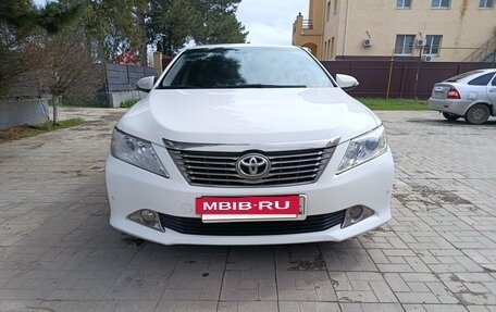 Toyota Camry, 2014 год, 1 700 000 рублей, 2 фотография