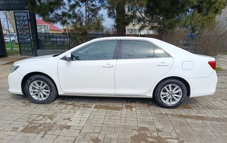 Toyota Camry, 2014 год, 1 700 000 рублей, 6 фотография