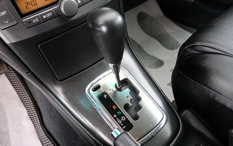 Toyota Avensis III рестайлинг, 2005 год, 1 049 000 рублей, 17 фотография