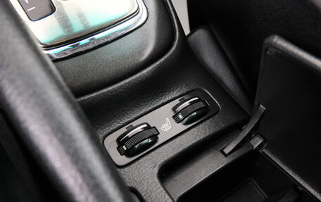 Toyota Avensis III рестайлинг, 2005 год, 1 049 000 рублей, 21 фотография