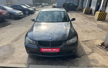 BMW 3 серия, 2006 год, 690 000 рублей, 1 фотография