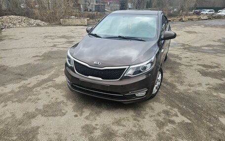 KIA Rio III рестайлинг, 2016 год, 900 000 рублей, 4 фотография