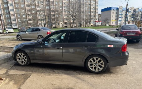 BMW 3 серия, 2006 год, 690 000 рублей, 2 фотография