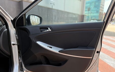 Hyundai Solaris II рестайлинг, 2011 год, 660 000 рублей, 16 фотография