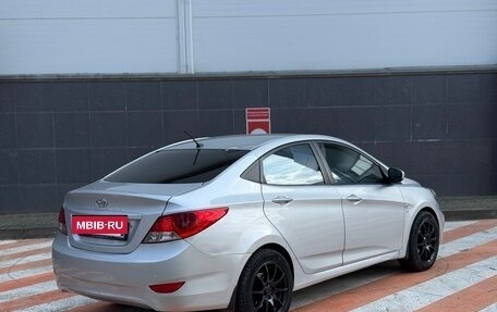 Hyundai Solaris II рестайлинг, 2011 год, 660 000 рублей, 4 фотография