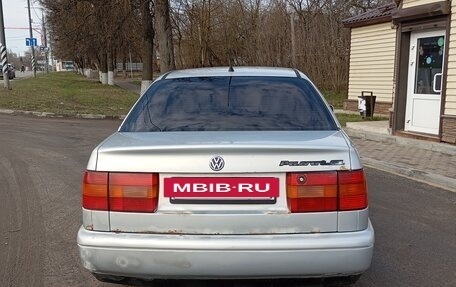 Volkswagen Passat B4, 1993 год, 130 000 рублей, 3 фотография