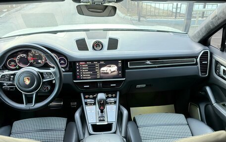 Porsche Cayenne III, 2021 год, 15 890 000 рублей, 27 фотография