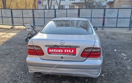 Mercedes-Benz CLK-Класс, 2000 год, 220 000 рублей, 14 фотография