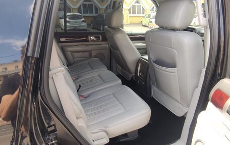 Lincoln Navigator, 2005 год, 1 100 000 рублей, 16 фотография