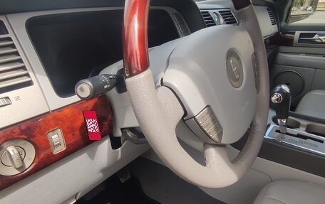 Lincoln Navigator, 2005 год, 1 100 000 рублей, 9 фотография