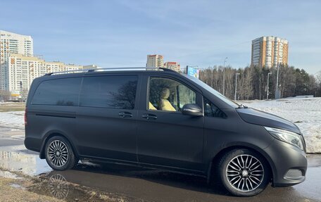 Mercedes-Benz V-Класс, 2016 год, 3 450 000 рублей, 3 фотография