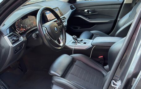 BMW 3 серия, 2019 год, 3 000 000 рублей, 4 фотография