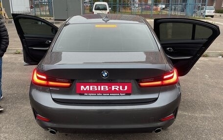 BMW 3 серия, 2019 год, 3 000 000 рублей, 6 фотография