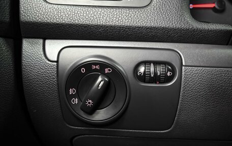 Volkswagen Jetta VI, 2008 год, 678 000 рублей, 13 фотография