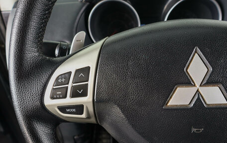 Mitsubishi Outlander III рестайлинг 3, 2010 год, 899 000 рублей, 17 фотография