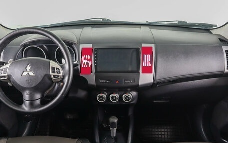 Mitsubishi Outlander III рестайлинг 3, 2010 год, 899 000 рублей, 14 фотография