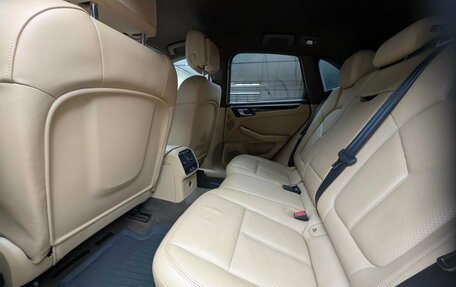 Porsche Macan I рестайлинг, 2016 год, 4 255 000 рублей, 10 фотография