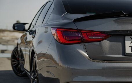 Infiniti Q50 I рестайлинг, 2017 год, 3 070 000 рублей, 4 фотография