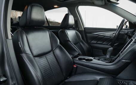 Infiniti Q50 I рестайлинг, 2017 год, 3 070 000 рублей, 7 фотография