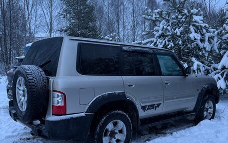 Nissan Patrol, 2003 год, 850 000 рублей, 2 фотография