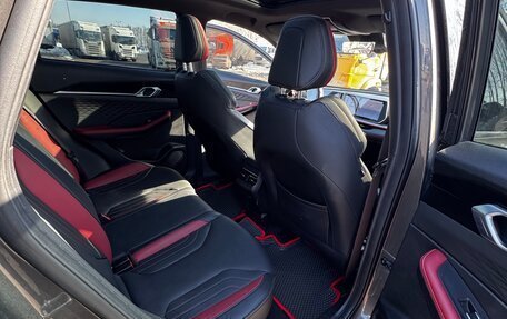 Geely Coolray I, 2024 год, 2 100 000 рублей, 2 фотография