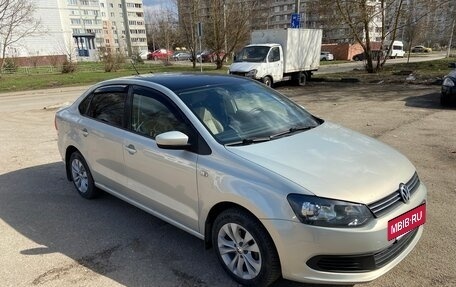 Volkswagen Polo VI (EU Market), 2013 год, 830 000 рублей, 4 фотография