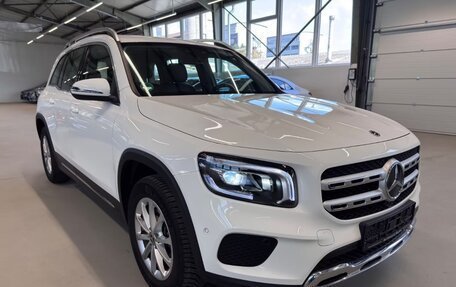 Mercedes-Benz GLB, 2021 год, 2 900 000 рублей, 3 фотография