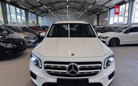 Mercedes-Benz GLB, 2021 год, 2 900 000 рублей, 2 фотография