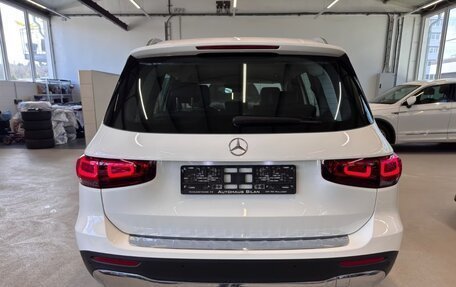 Mercedes-Benz GLB, 2021 год, 2 900 000 рублей, 5 фотография