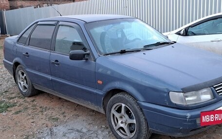 Volkswagen Passat B4, 1994 год, 175 000 рублей, 2 фотография