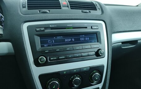 Skoda Octavia, 2011 год, 820 000 рублей, 15 фотография